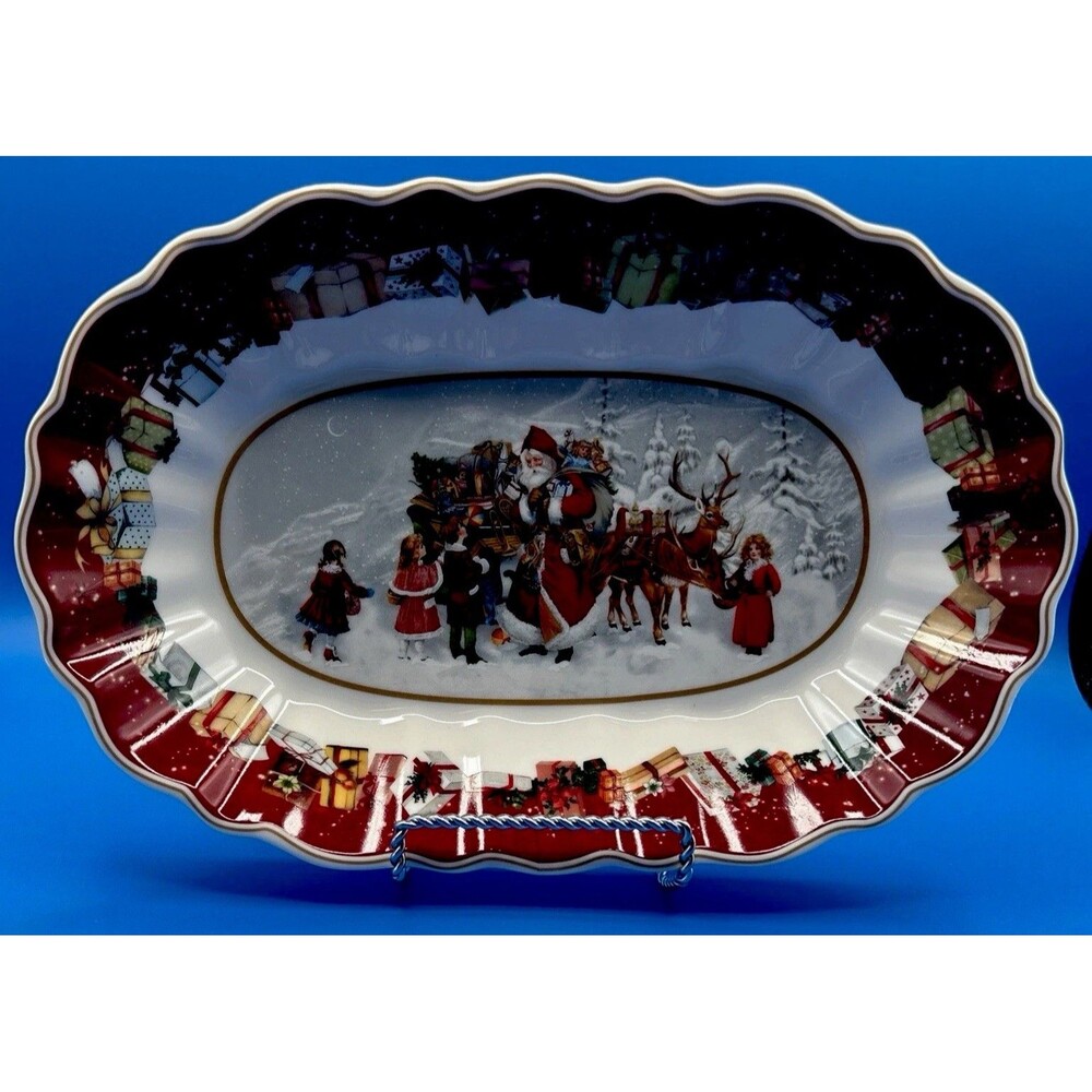 Villeroy & Boch Toy’s Fantasy Santa Kids Oval Serving Bowl 2556 Box Christmas